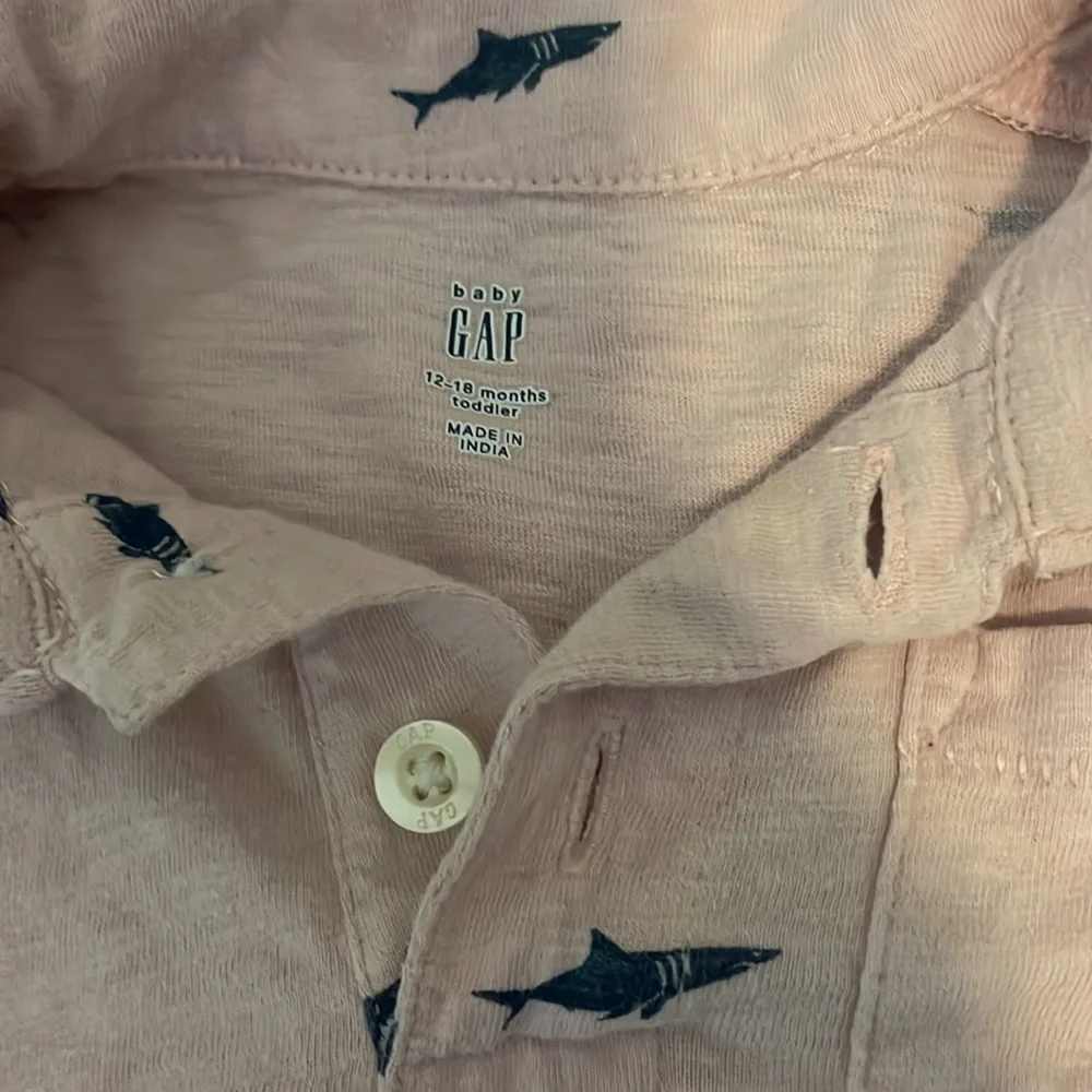 Baby Gap Shark Polo 12-18 months